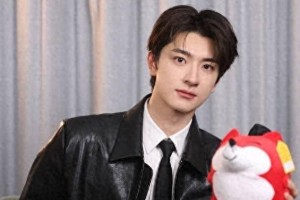 林一虞书欣《嘘，国王在冬眠》爆火：花式剧宣引爆热搜