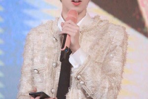 18岁林墨青涩少年写真集锦