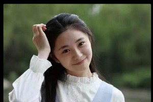 刘浩存：从谋女郎到争议焦点，她的逆天资源与家庭风波