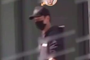 冯绍峰赵丽颖离婚后合作育儿，低调带娃就医引热议